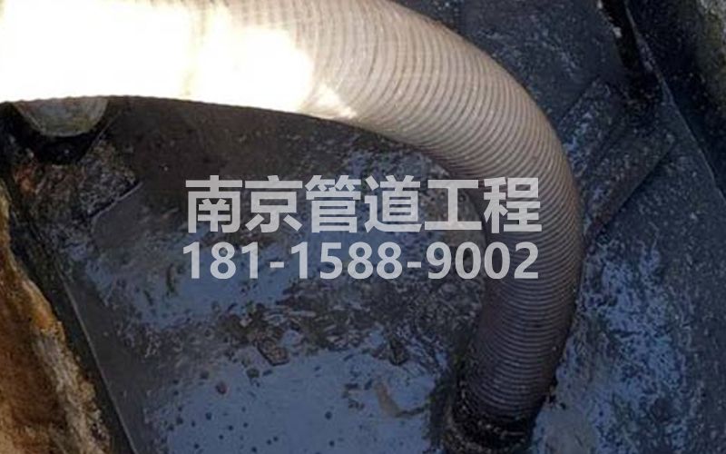 213新亭抽粪