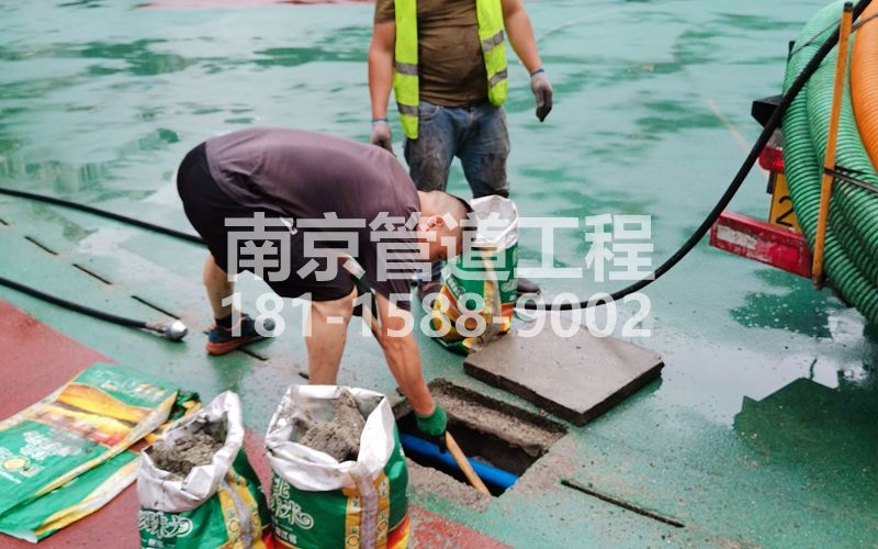 218新亭管道清淤